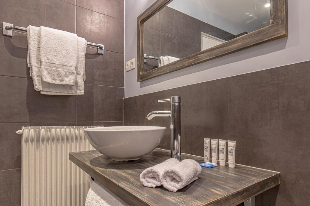 Le Relais Des Chartreuses Le Boulou Exterior foto