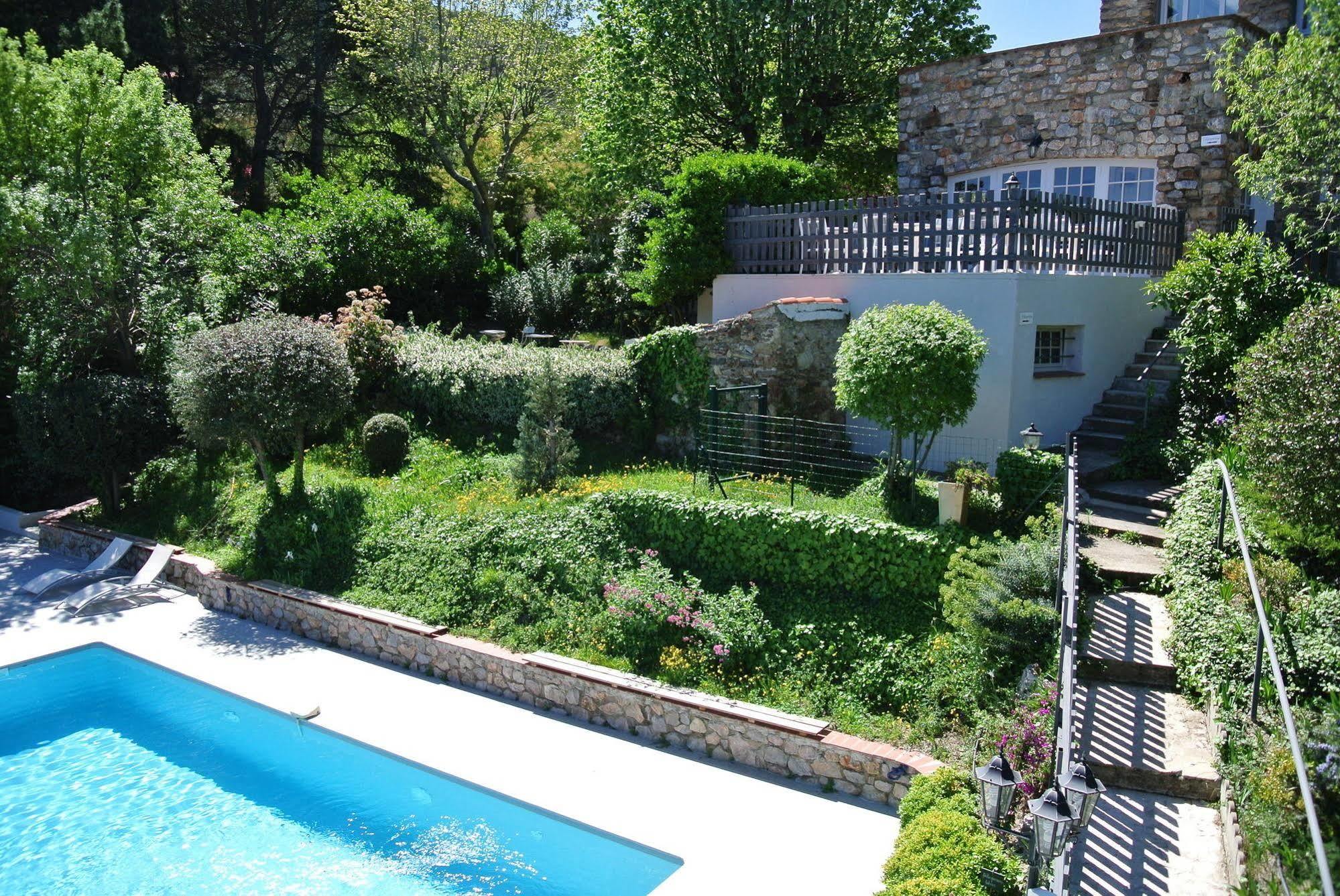 Le Relais Des Chartreuses Le Boulou Exterior foto